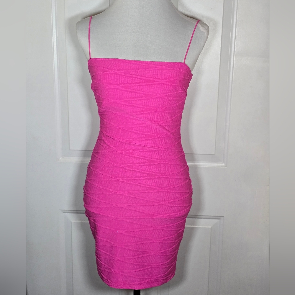 Windsor Pink Textured Design Mini Dress Size Medium